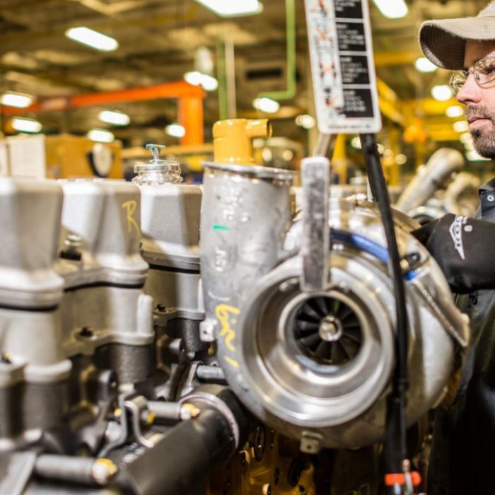 ساخت قطعات دستگاه های لودر، بلدوزر،گریدر